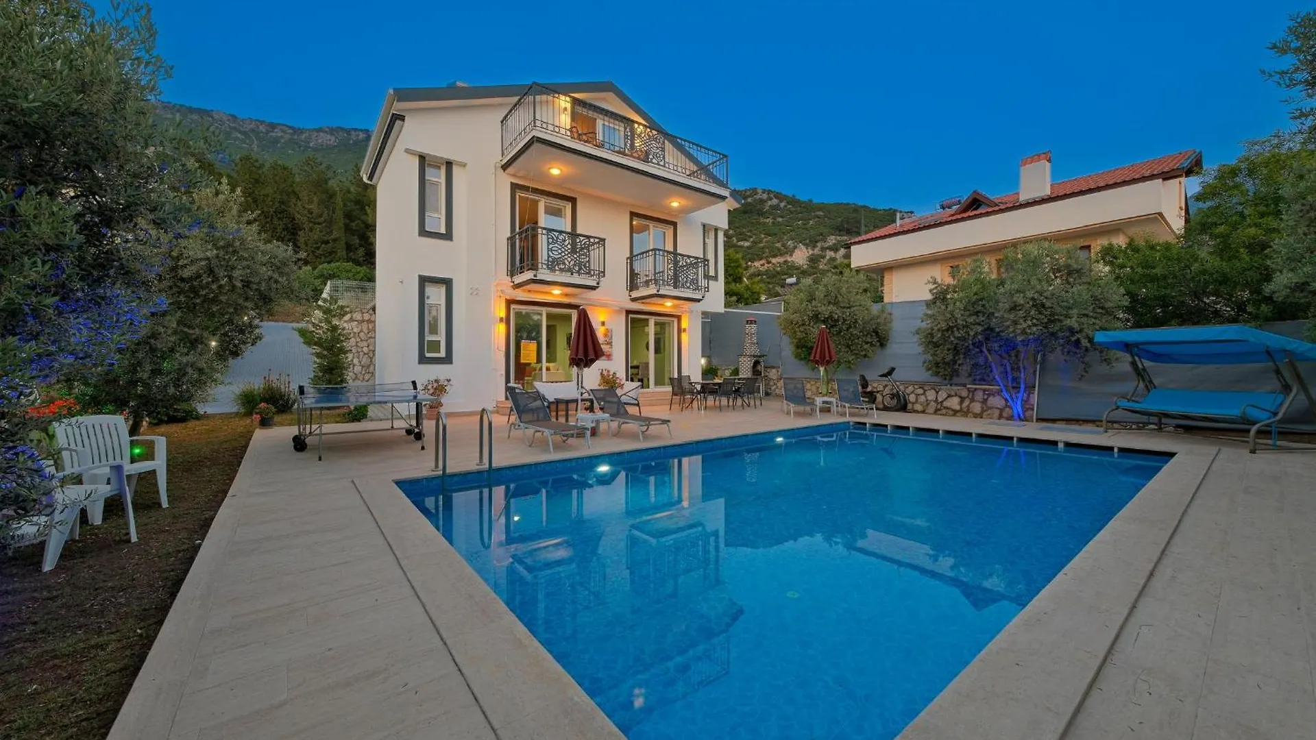 Luxury Villa Forest With Private Pool - Ovacik 페티예